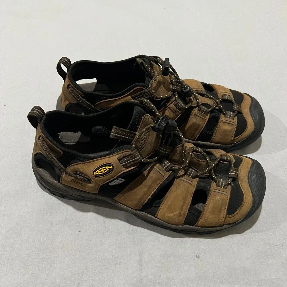 Keen Targhee III Mens Brown Leather Waterproof Hiking Outdoor Sandals Size 8.5